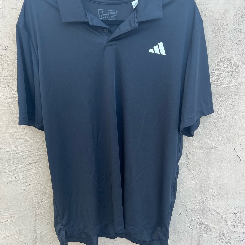 **** SOLD **** Adidas Men's Polo Shirt in Black Size XL